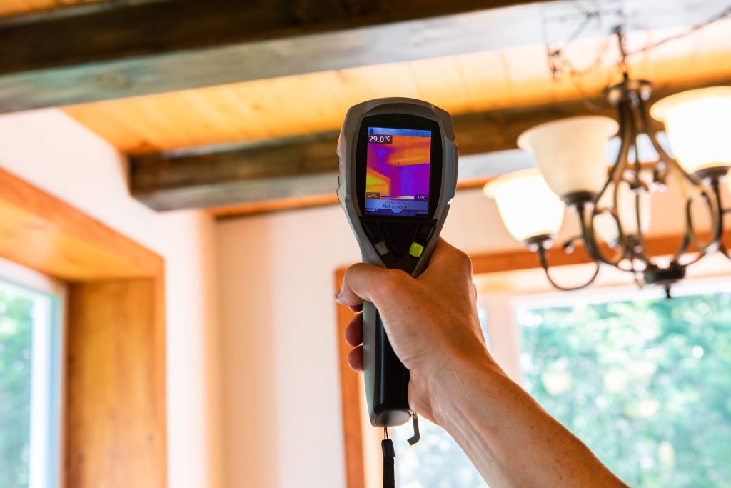 Thermal image showing temperature differences from poor insulation performance.